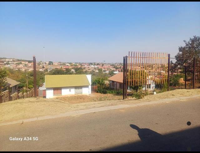 2 BEDROOM HOUSE FOR SALE IN SOSHANGUVE M